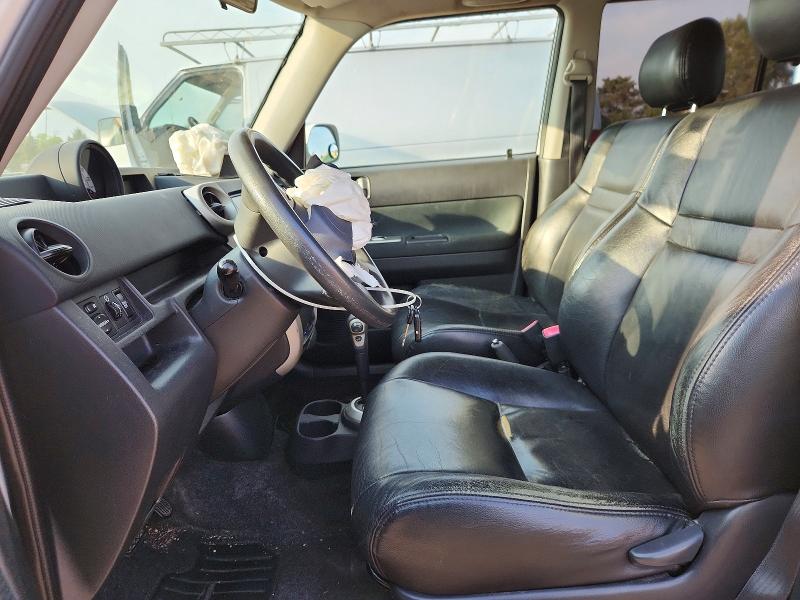 67541066 :رقم المزاد ، JTLKT324564099907 vin ، 2006 Scion Xb مزاد بيع