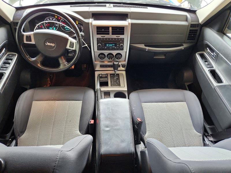 2009 Jeep Liberty მანქანა იყიდება აუქციონზე, vin: 1J8GN58K69W512125, აუქციონის ნომერი: 70697196