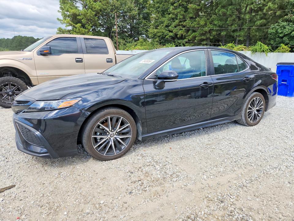 Продаж на аукціоні авто 2023 Toyota Camry, vin: 4T1G11AK6PU785060, номер лоту: 70408066