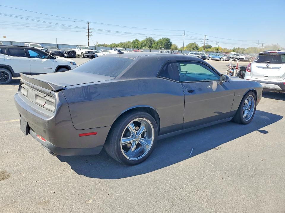 Auction sale of the 2015 Dodge Challenger, vin: 2C3CDZAT7FH758523, lot number: 69543456