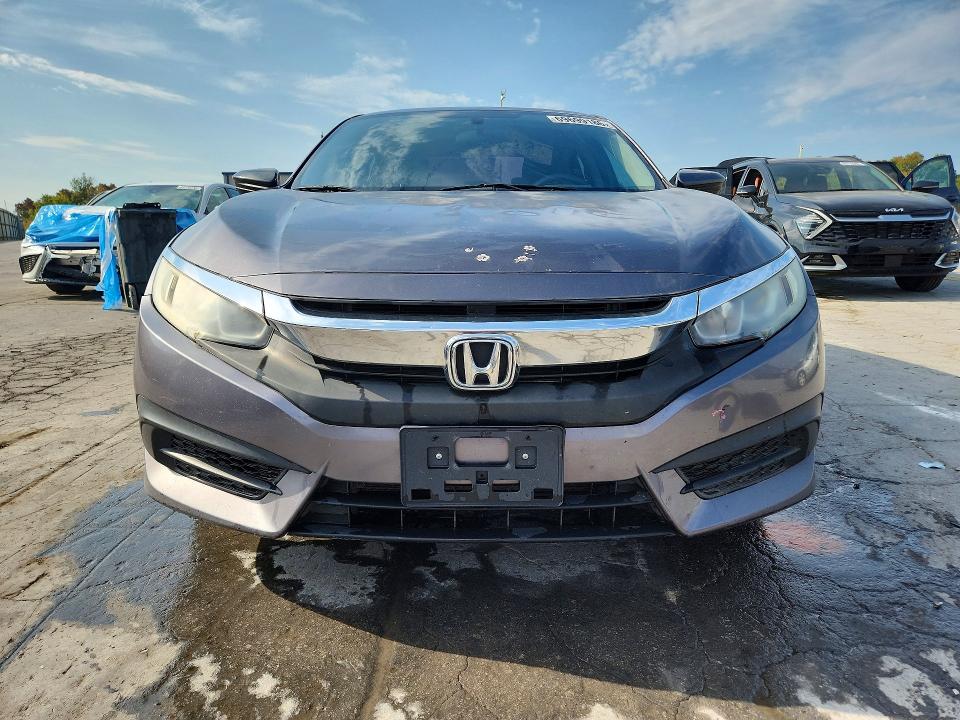 69699186 :رقم المزاد ، 19XFC2F50GE005281 vin ، 2016 Honda Civic مزاد بيع