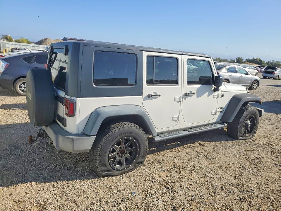 68404066 :رقم المزاد ، 1J4BA3H13AL183859 vin ، 2010 Jeep Wrangler Unlimited مزاد بيع