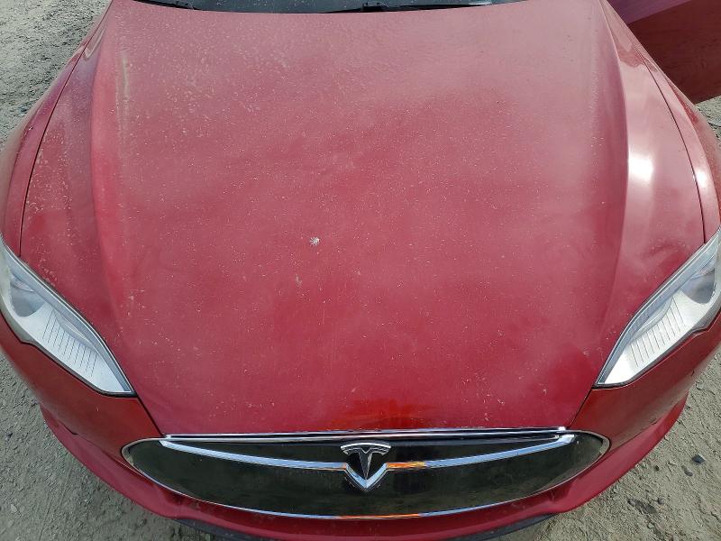 67612036 :رقم المزاد ، 5YJSA1CP8DFP22618 vin ، 2013 Tesla Model S مزاد بيع