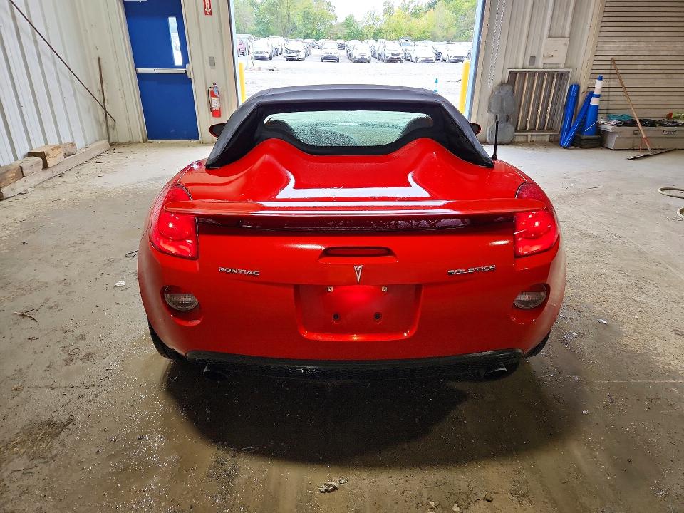 Продажа на аукционе авто 2006 Pontiac Solstice, vin: 1G2MB35B96Y116139, номер лота: 70136516