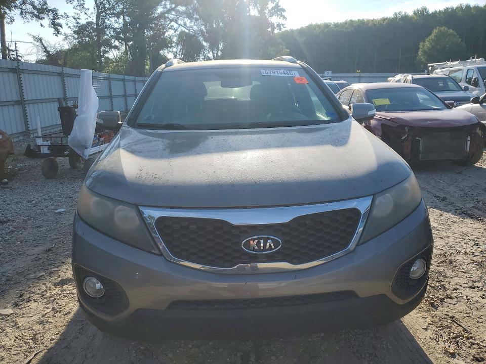 67915486 :رقم المزاد ، 5XYKT4A13BG159297 vin ، 2011 Kia Sorento مزاد بيع