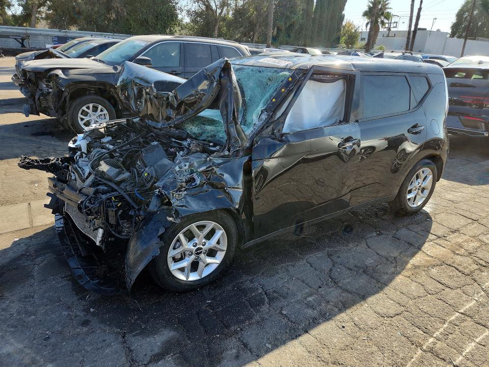 2025 Kia Soul მანქანა იყიდება აუქციონზე, vin: KNDJ23AU8S7935455, აუქციონის ნომერი: 70181416