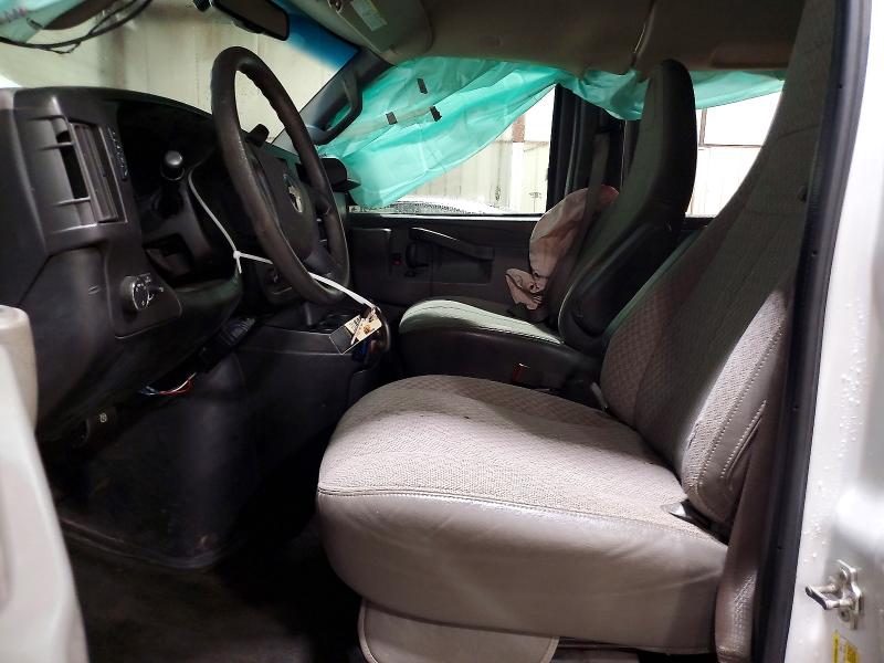 69414716 :رقم المزاد ، 1GAZGPFGXH1216940 vin ، 2017 Chevrolet Express G3500 مزاد بيع