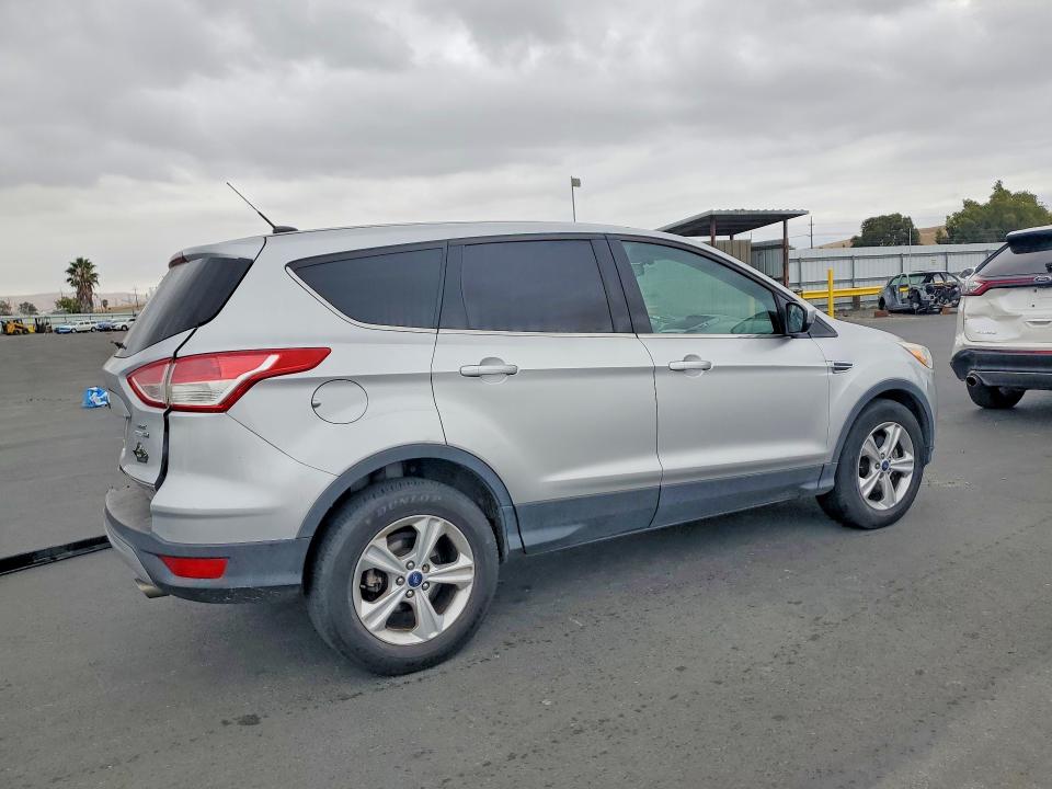 2014 Ford Escape მანქანა იყიდება აუქციონზე, vin: 1FMCU9GX2EUA13465, აუქციონის ნომერი: 69649986