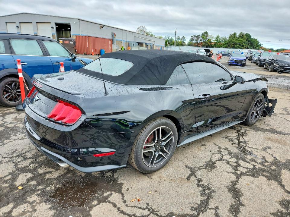 69346866 :رقم المزاد ، 1FATP8UH2N5102696 vin ، 2022 Ford Mustang مزاد بيع