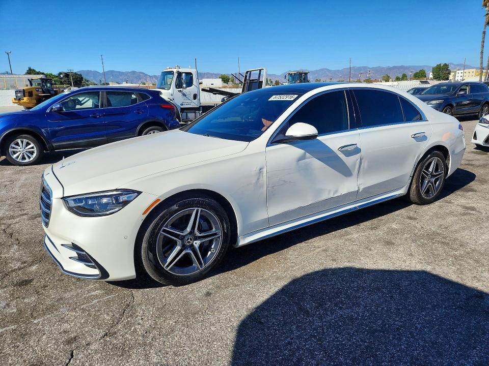 67522916 :رقم المزاد ، W1K6G6DB7NA066654 vin ، 2022 Mercedes-benz S مزاد بيع