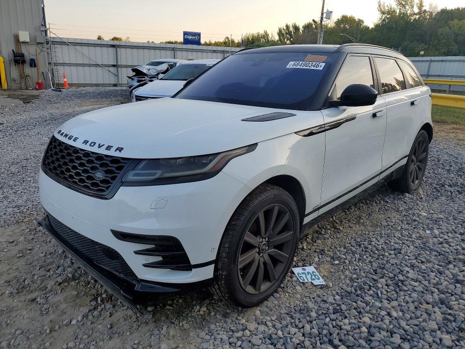 68490346 :رقم المزاد ، SALYM2RN0JA733235 vin ، 2018 Land Rover Range Rover Velar مزاد بيع