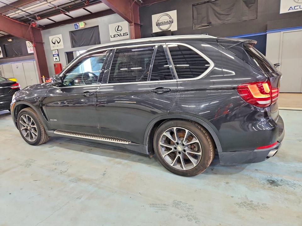 70883916 :رقم المزاد ، 5UXKR0C5XF0P00475 vin ، 2015 Bmw X5 مزاد بيع