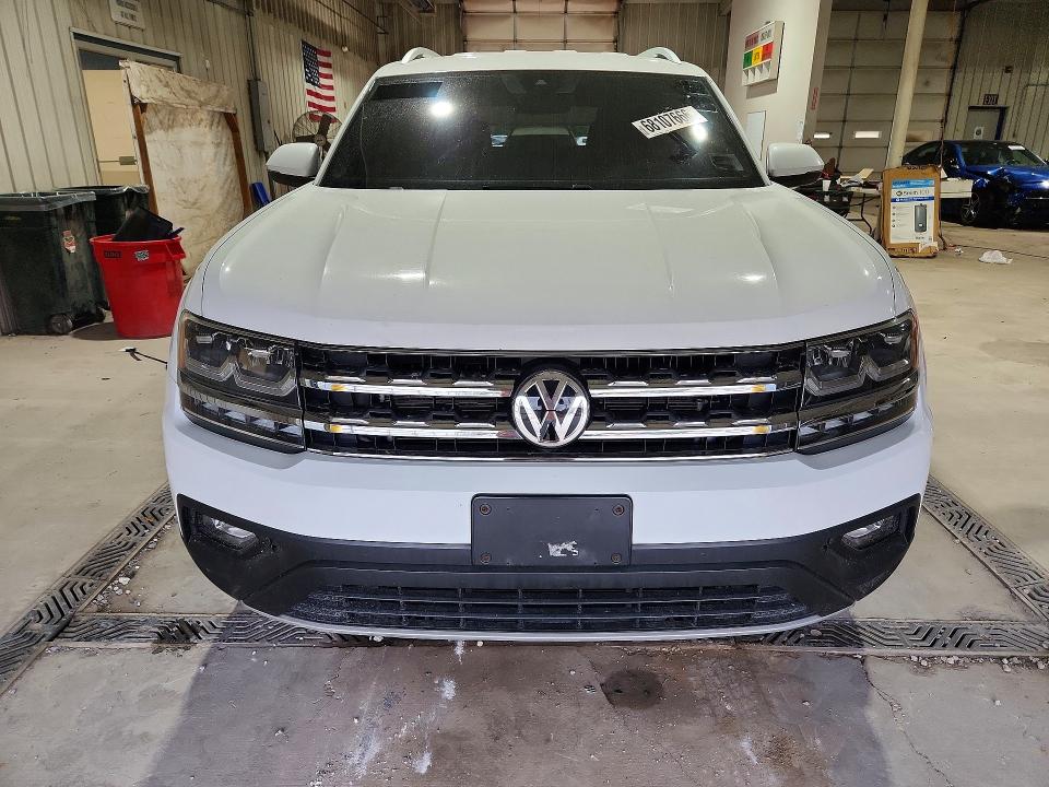 68107666 :رقم المزاد ، 1V2UR2CA2KC568807 vin ، 2019 Volkswagen Atlas مزاد بيع