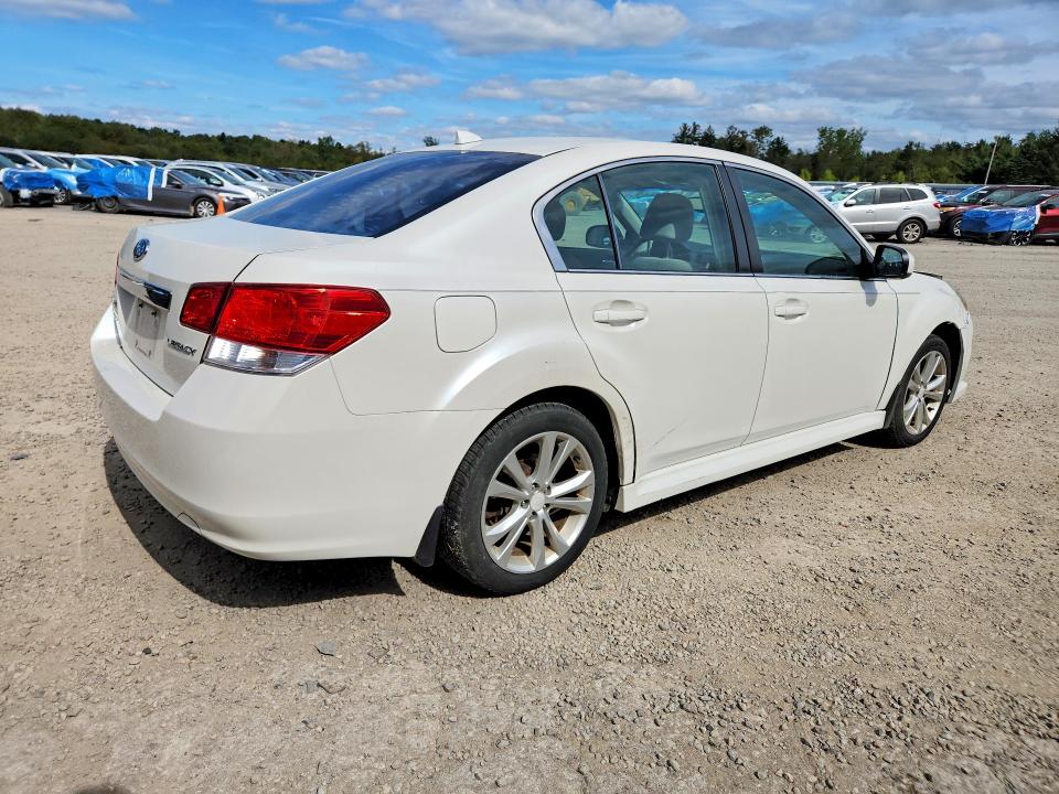 2014 Subaru Legacy მანქანა იყიდება აუქციონზე, vin: 4S3BMCC67E3023473, აუქციონის ნომერი: 67897466
