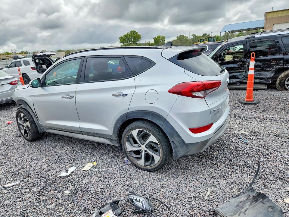 2018 Hyundai Tucson მანქანა იყიდება აუქციონზე, vin: KM8J3CA26JU648039, აუქციონის ნომერი: 69727586