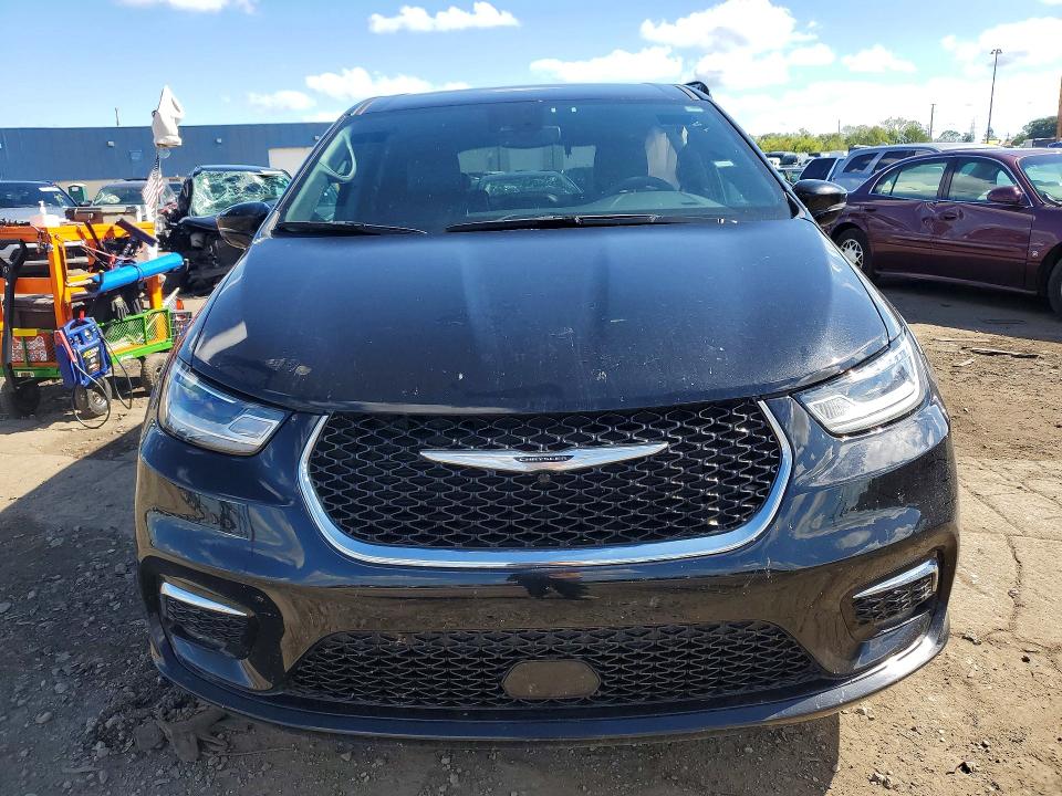 2025 Chrysler Pacifica მანქანა იყიდება აუქციონზე, vin: 2C4RC1BG4SR569845, აუქციონის ნომერი: 69364026