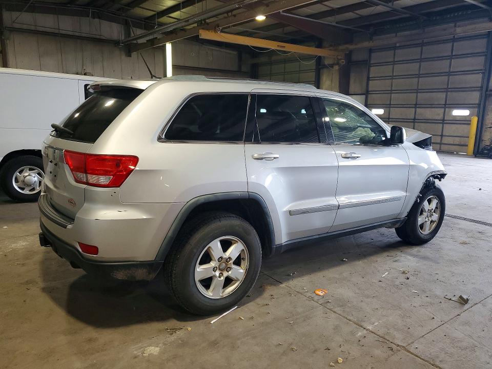 2011 Jeep Grand Cherokee მანქანა იყიდება აუქციონზე, vin: 1J4RR4GG0BC576643, აუქციონის ნომერი: 68509546