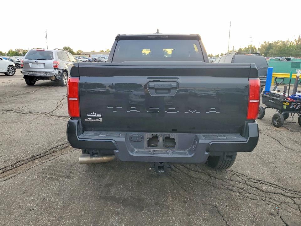 Продаж на аукціоні авто 2025 Toyota Tacoma, vin: 3TMLB5JN6SM124952, номер лоту: 70099426