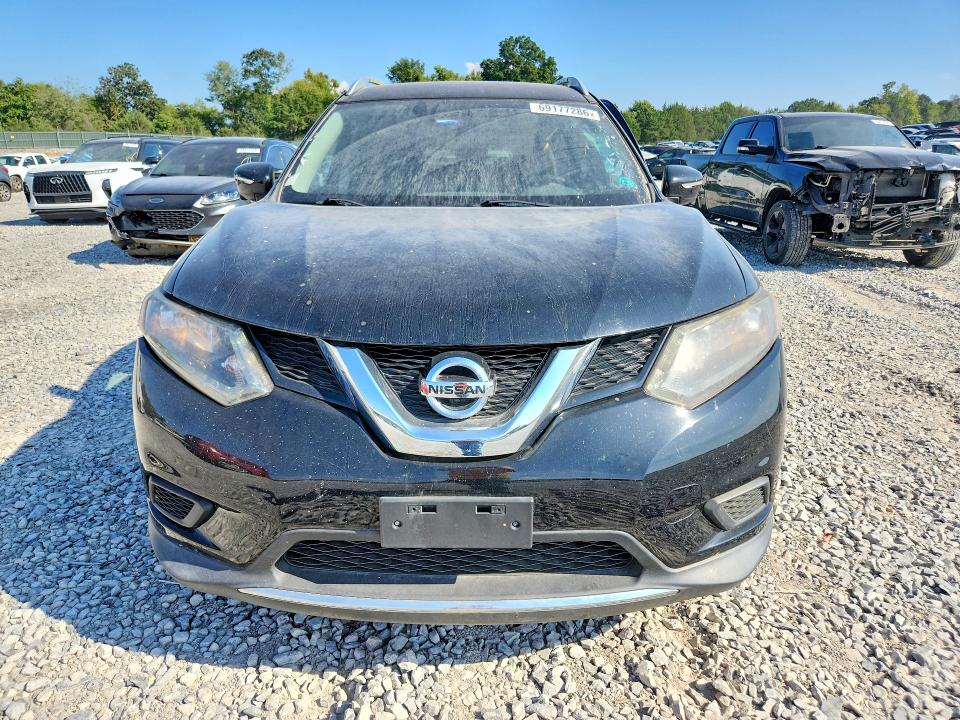 69177286 :رقم المزاد ، KNMAT2MV2FP575410 vin ، 2015 Nissan Rogue مزاد بيع