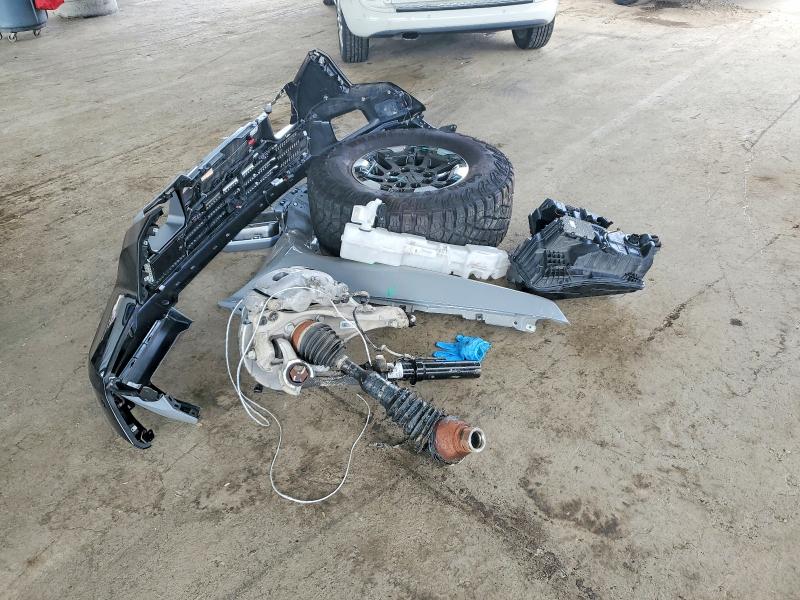 Продажа на аукционе авто 2024 Gmc Hummer Suv, vin: 1GKB0RDC5RU111378, номер лота: 67854456