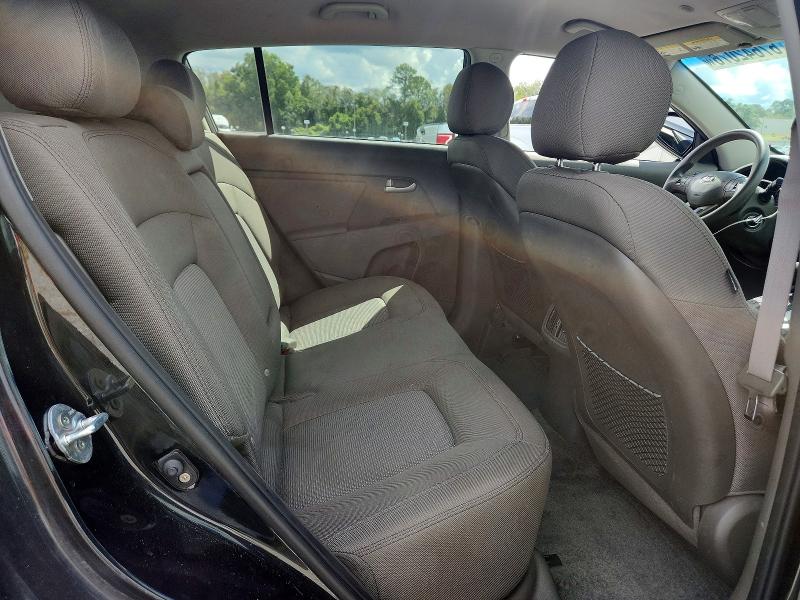 67642076 :رقم المزاد ، KNDPB3AC6G7823164 vin ، 2016 Kia Sportage مزاد بيع