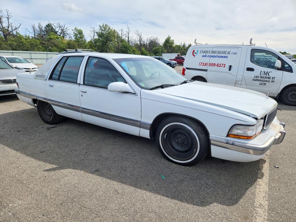 Auction sale of the 1995 Buick Roadmaster, vin: 1G4BT52P1SR422974, lot number: 67672756