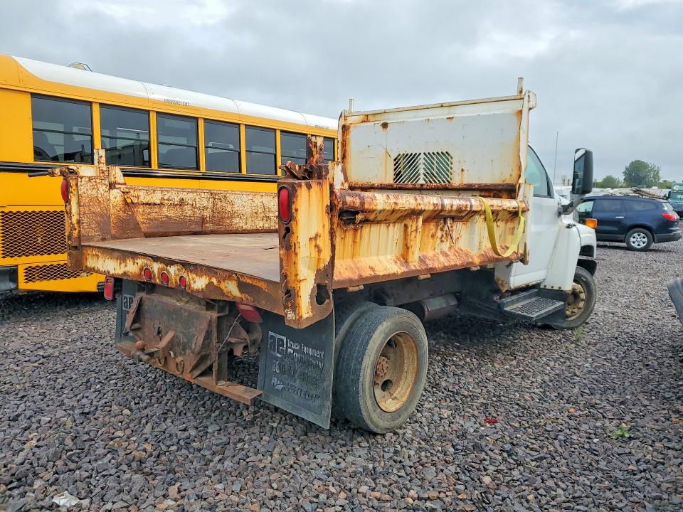 62561586 :رقم المزاد ، 1GBC4E1E53F502694 vin ، 2003 Chevrolet C4500 مزاد بيع