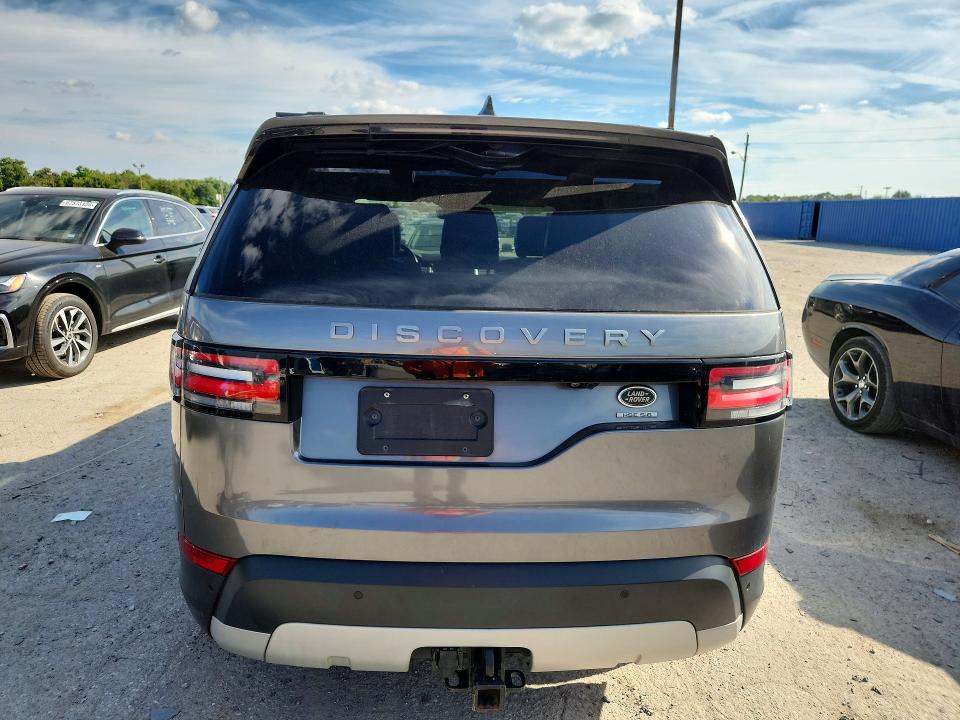 68222796 :رقم المزاد ، SALRRBBV5HA042504 vin ، 2017 Land Rover Discovery مزاد بيع