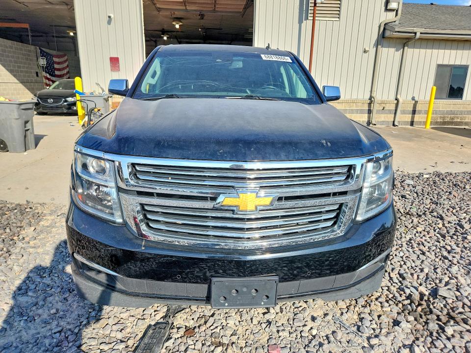 68818866 :رقم المزاد ، 1GNSKKKC9FR289817 vin ، 2015 Chevrolet Suburban مزاد بيع