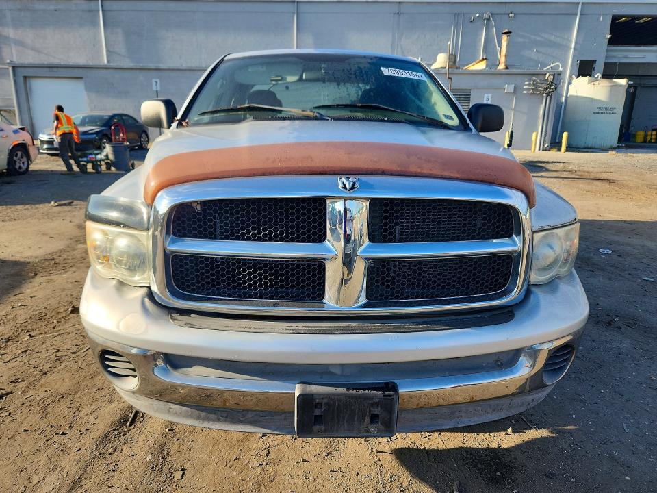 70953156 :رقم المزاد ، 1D7HU18DX4S530769 vin ، 2004 Dodge Ram 1500 مزاد بيع