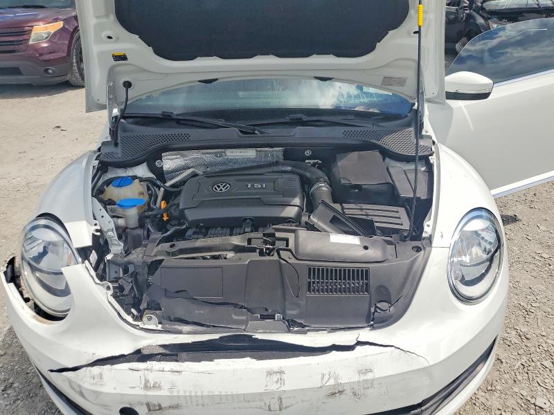 2016 Volkswagen Beetle მანქანა იყიდება აუქციონზე, vin: 3VW517AT5GM809373, აუქციონის ნომერი: 67601976