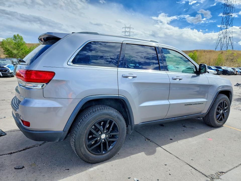69588216 :رقم المزاد ، 1C4RJFAG9JC156864 vin ، 2018 Jeep Grand Cherokee مزاد بيع