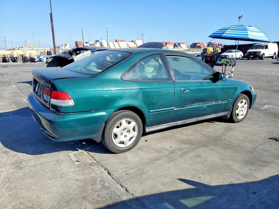 2000 Honda Civic მანქანა იყიდება აუქციონზე, vin: 1HGEJ8140YL016441, აუქციონის ნომერი: 70823606