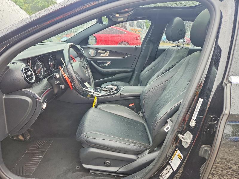 67066186 :رقم المزاد ، WDDZF4KB6HA094036 vin ، 2017 Mercedes-benz E مزاد بيع
