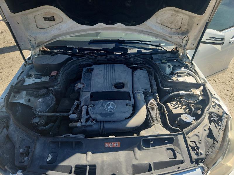 2013 Mercedes-benz C მანქანა იყიდება აუქციონზე, vin: WDDGF4HB3DR293829, აუქციონის ნომერი: 69823946