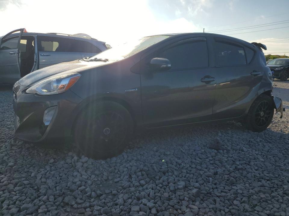 Продаж на аукціоні авто 2015 Toyota Prius C, vin: JTDKDTB39F1102616, номер лоту: 69879686