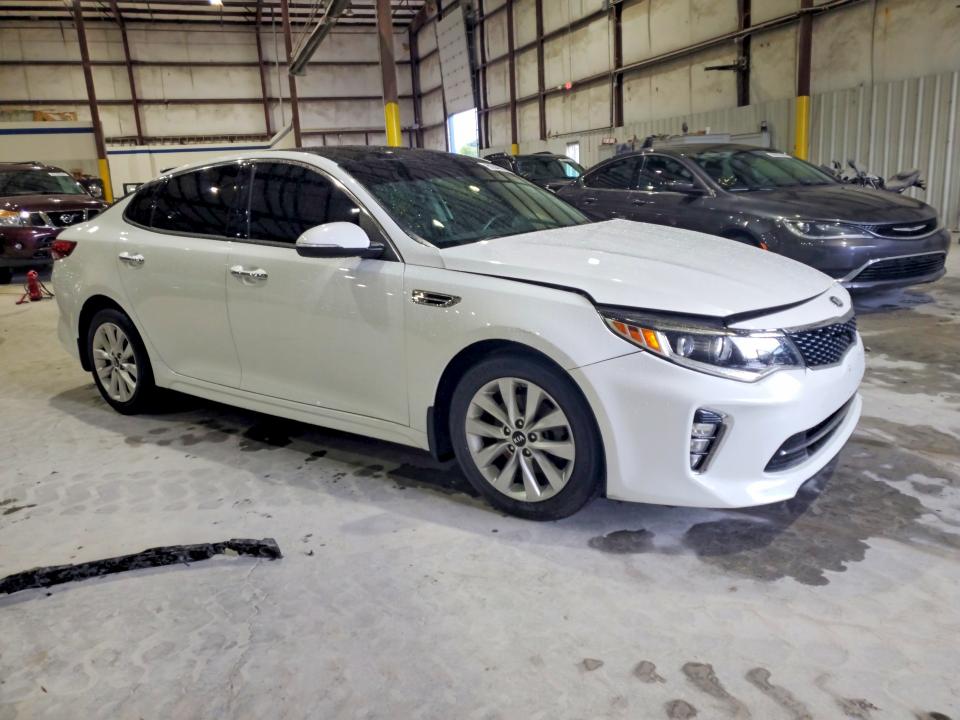 Aukcja sprzedaży 2018 Kia Optima, vin: 5XXGT4L31JG242153, numer aukcji: 68040616
