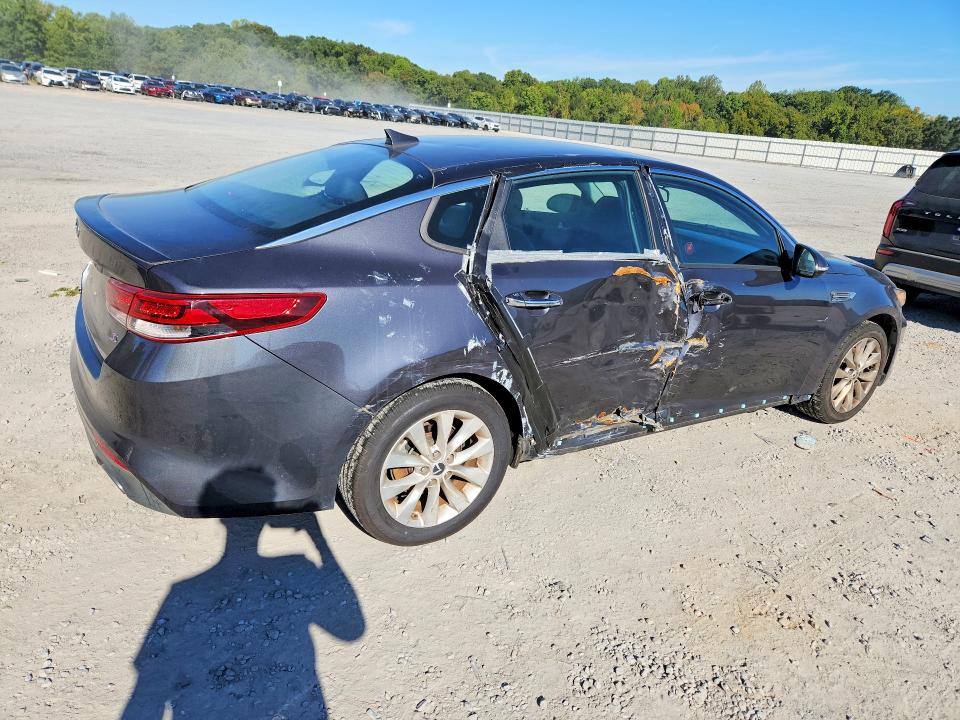 Aukcja sprzedaży 2018 Kia Optima, vin: 5XXGT4L33JG220736, numer aukcji: 70943016