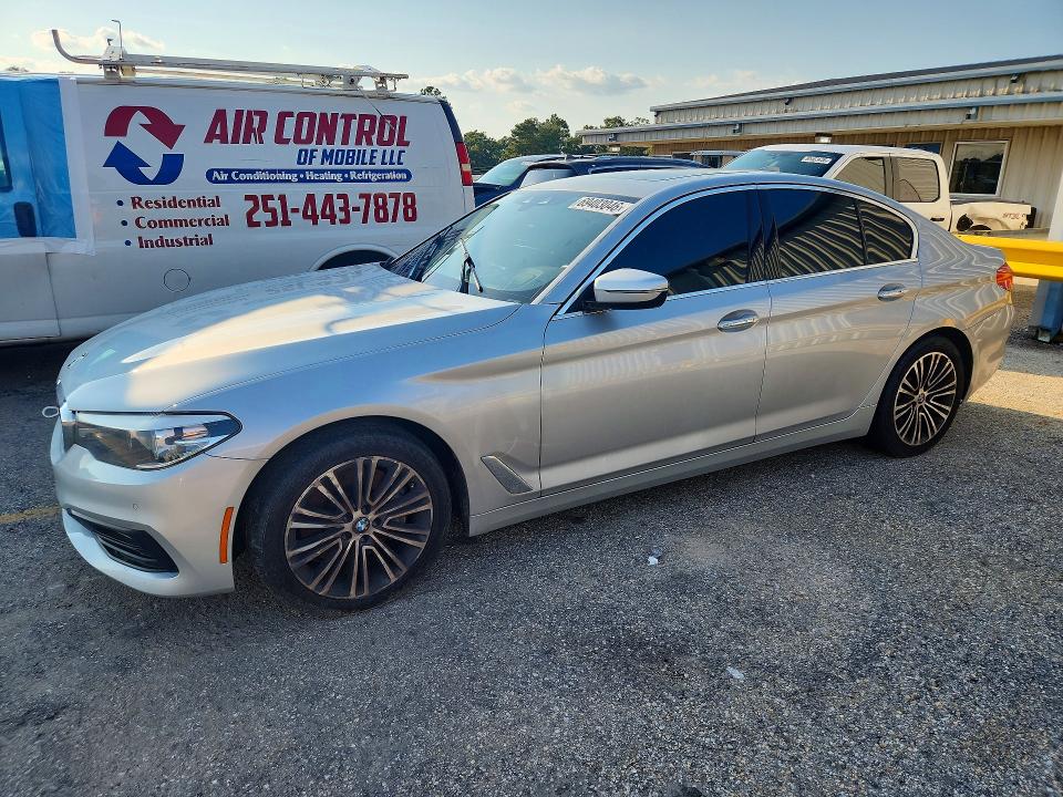 2018 Bmw 530 მანქანა იყიდება აუქციონზე, vin: WBAJA5C55JG898140, აუქციონის ნომერი: 69403046