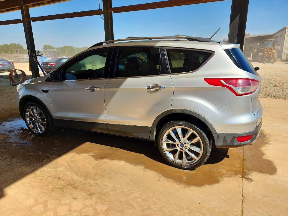 2014 Ford Escape მანქანა იყიდება აუქციონზე, vin: 1FMCU0GX5EUD63555, აუქციონის ნომერი: 71168016