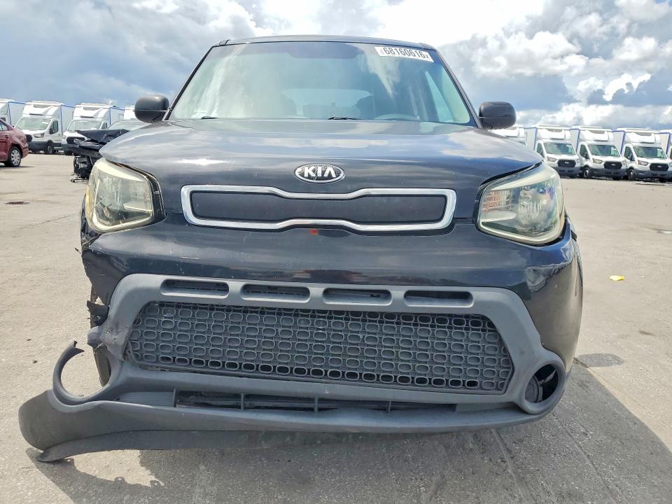 68160616 :رقم المزاد ، KNDJN2A2XG7272560 vin ، 2016 Kia Soul مزاد بيع