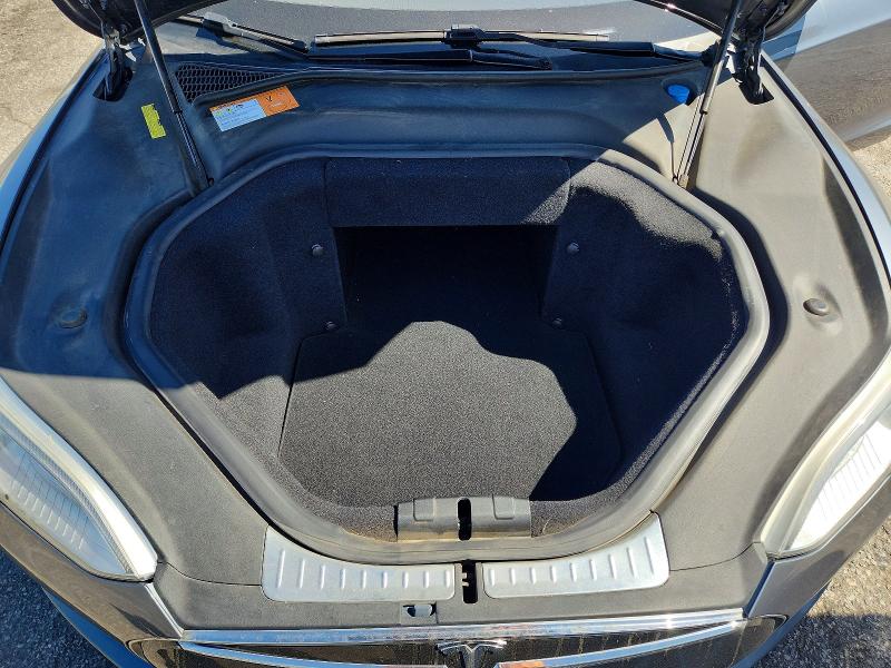 2013 Tesla Model S მანქანა იყიდება აუქციონზე, vin: 5YJSA1CN8DFP06336, აუქციონის ნომერი: 71207646