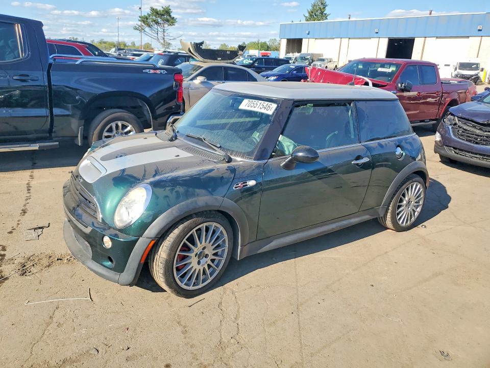 2006 Mini Cooper მანქანა იყიდება აუქციონზე, vin: WMWRE33526TL23214, აუქციონის ნომერი: 70551546