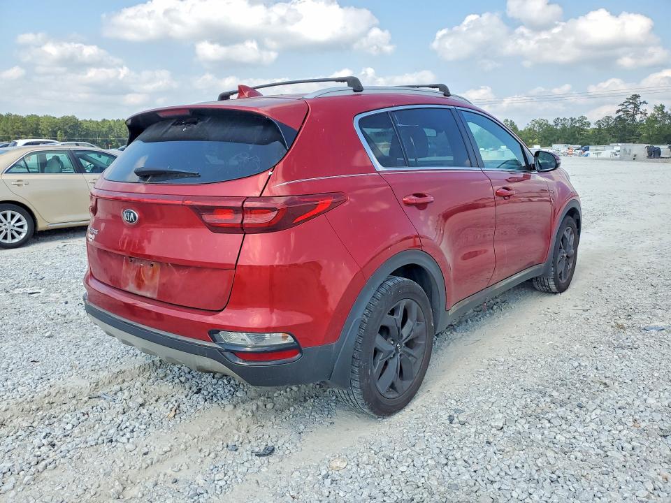 2021 Kia Sportage მანქანა იყიდება აუქციონზე, vin: KNDP63AC7M7845755, აუქციონის ნომერი: 68597326