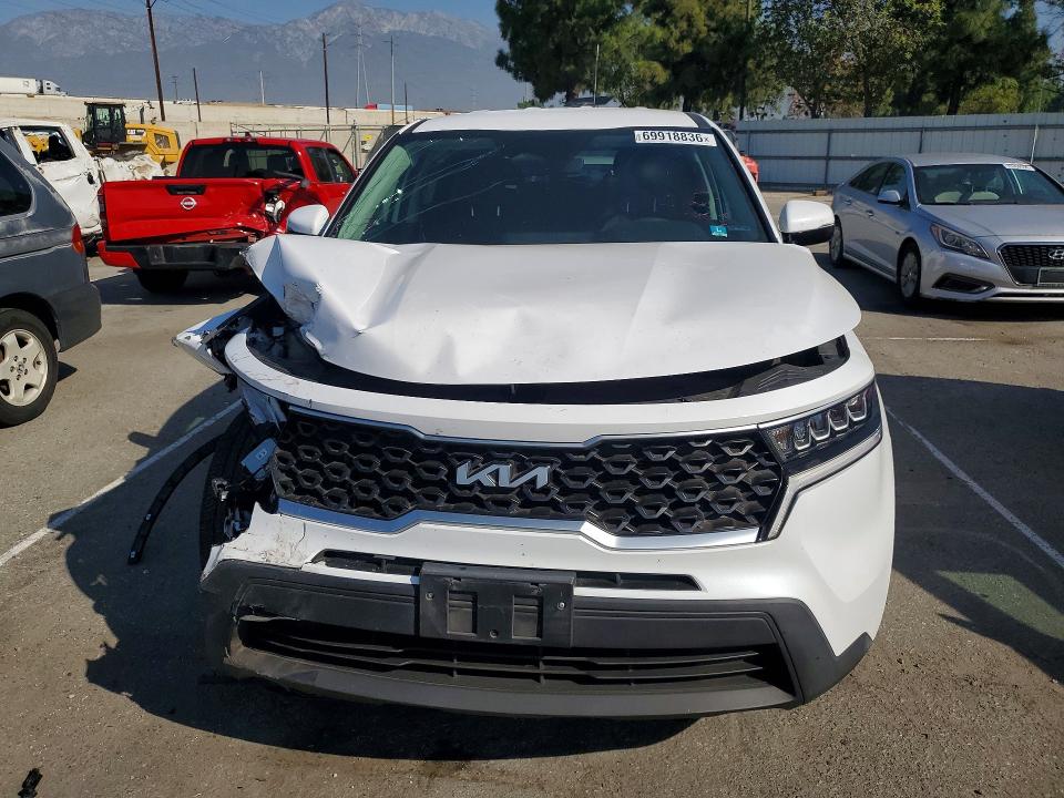 69918836 :رقم المزاد ، 5XYRG4LC2PG163690 vin ، 2023 Kia Sorento مزاد بيع