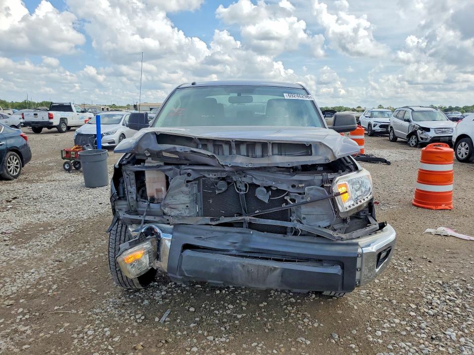 Продажа на аукционе авто 2017 Toyota Tundra, vin: 5TFEM5F12HX119954, номер лота: 69246296