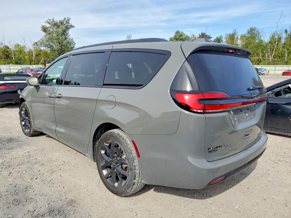 Продажа на аукционе авто 2021 Chrysler Pacifica, vin: 2C4RC3BG1MR564763, номер лота: 69854196