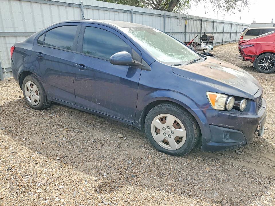 Продажа на аукционе авто 2015 Chevrolet Sonic, vin: 1G1JA5SHXF4114499, номер лота: 69172416