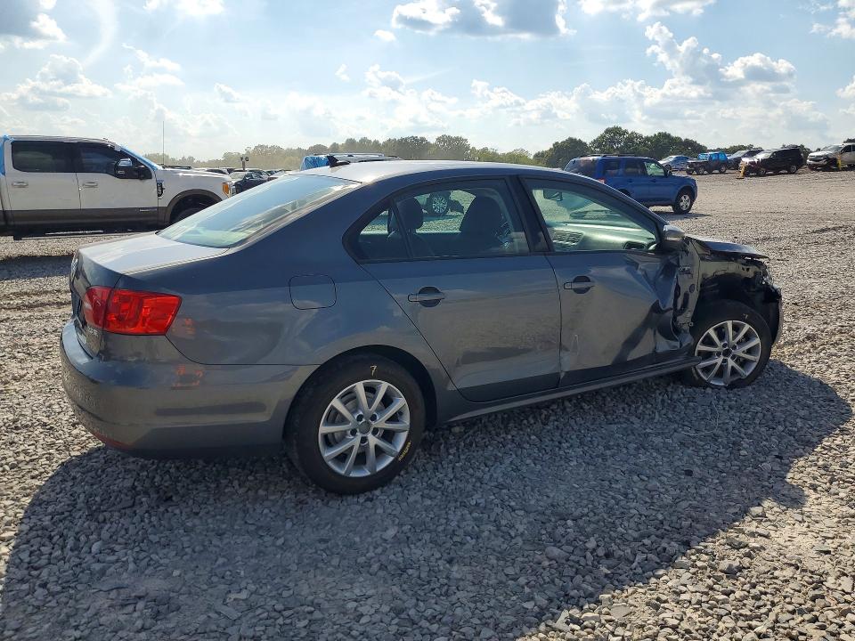 2011 Volkswagen Jetta მანქანა იყიდება აუქციონზე, vin: 3VWDZ7AJ1BM377392, აუქციონის ნომერი: 68756306