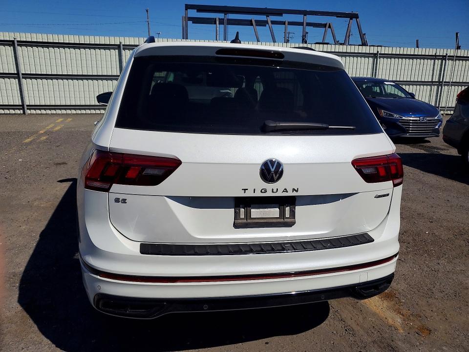 2022 Volkswagen Tiguan მანქანა იყიდება აუქციონზე, vin: 3VV8B7AX2NM133494, აუქციონის ნომერი: 68673616